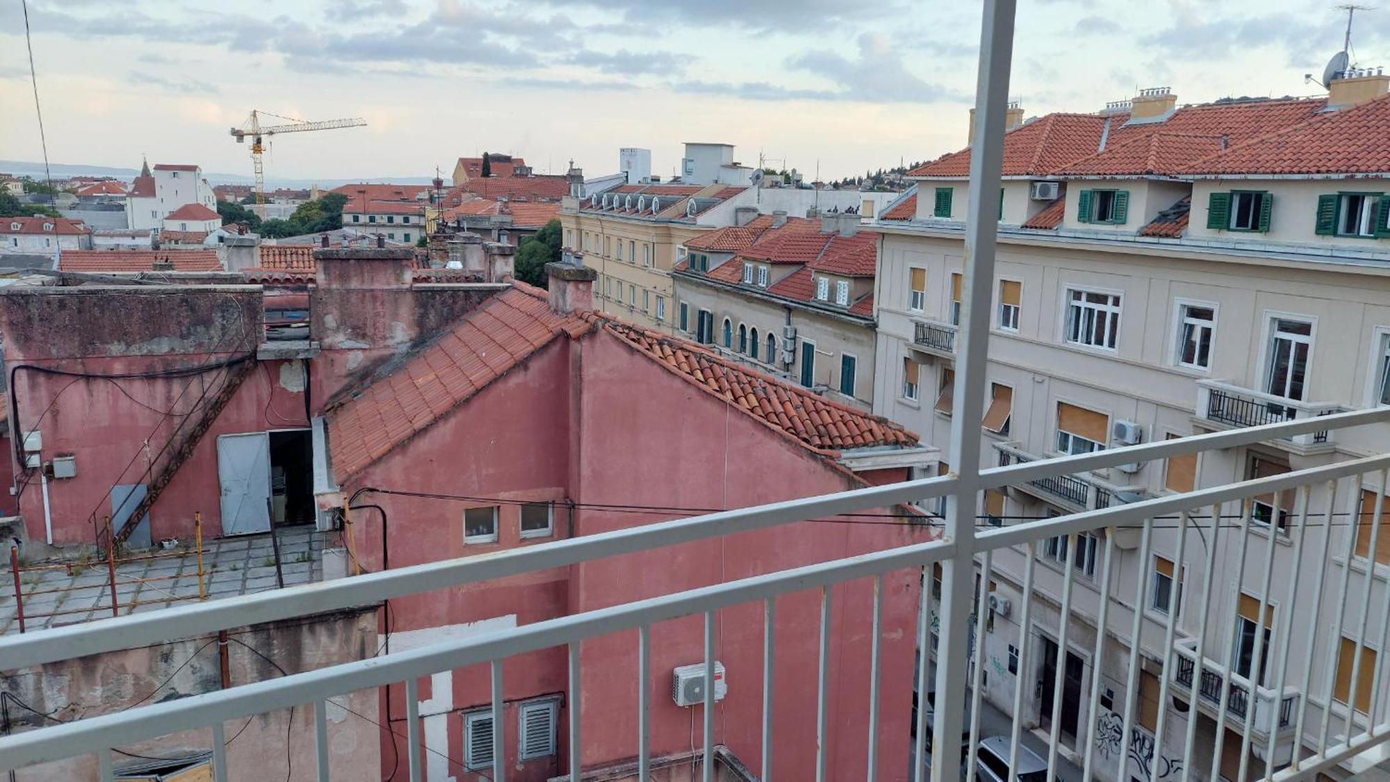 Room With Private Toilet And Balcony In City Center In Shared Apartment Split Dış mekan fotoğraf